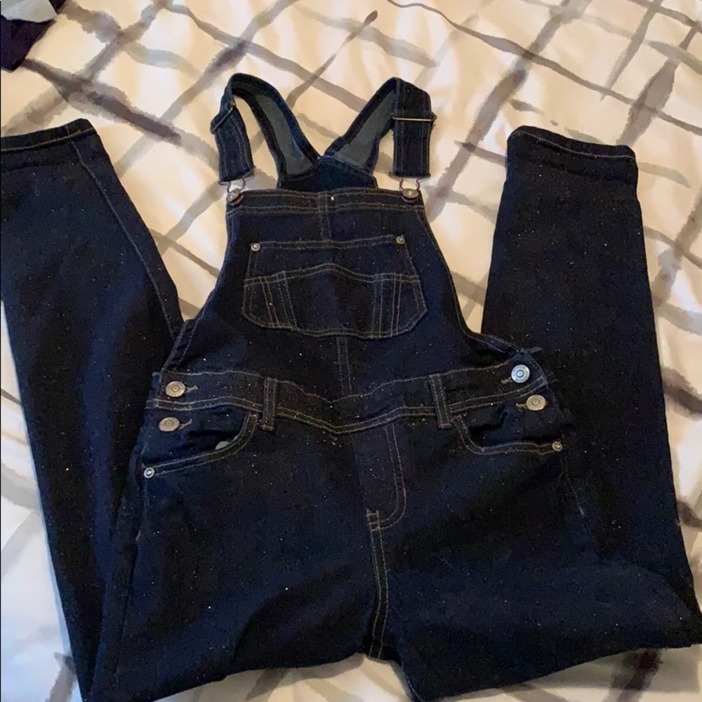 Girls overalls!!!🌸⭐️❤️